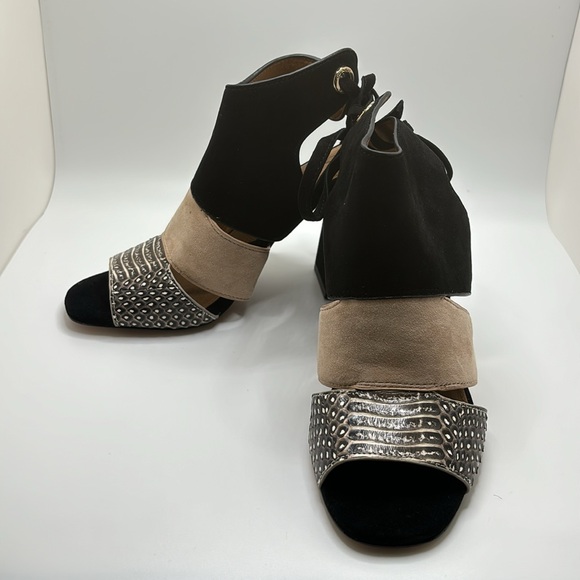 COACH Minetta Land Snake/Suede Heels NIB size 6 - Picture 3 of 13
